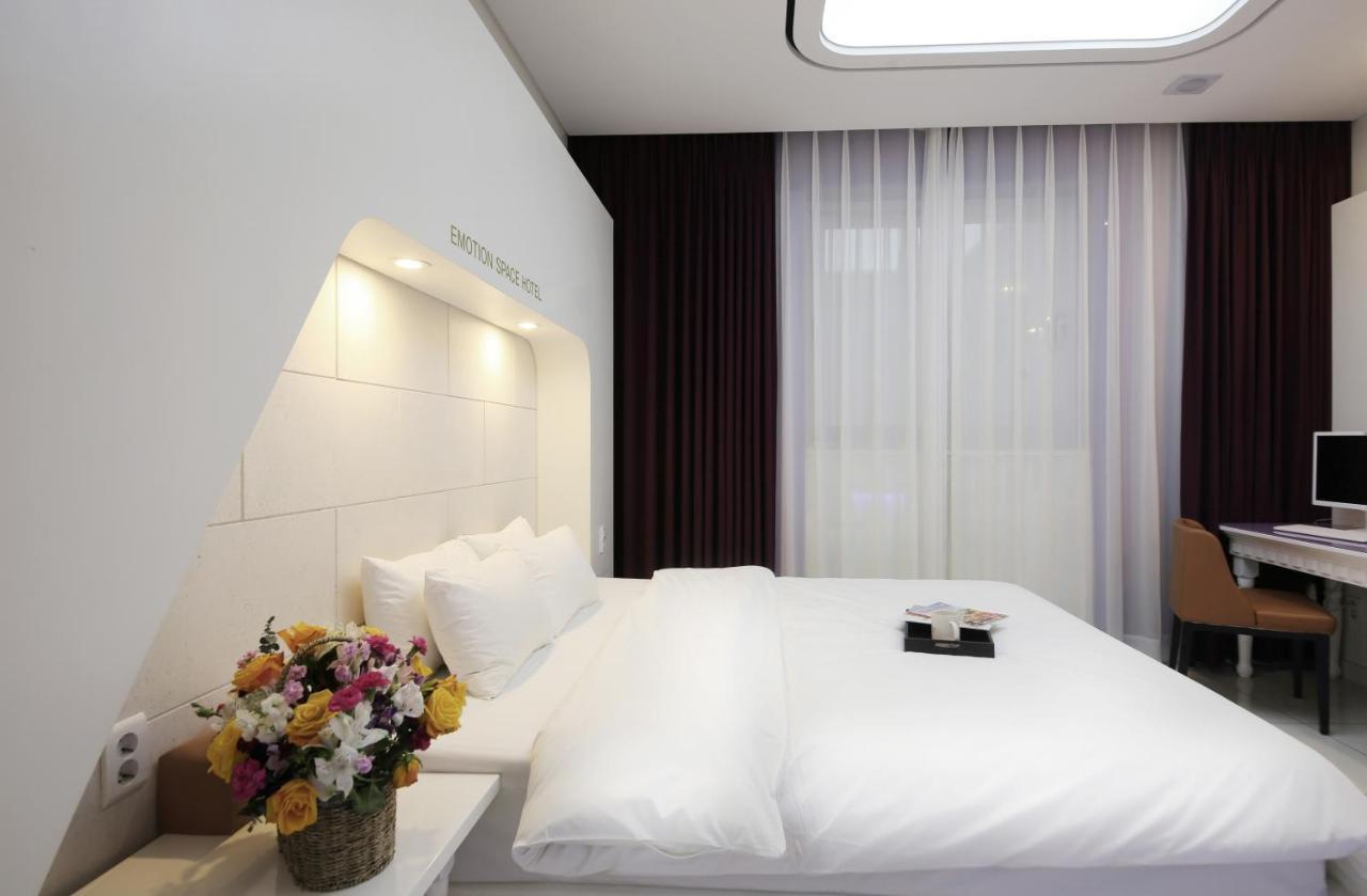 Urban Stay Hotel Gwangju Metropolitan City Buitenkant foto